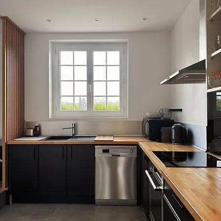 Maison A La Campagne Avec Piscine Chauffee Proche Deauville Saint-Étienne-la-Thillaye