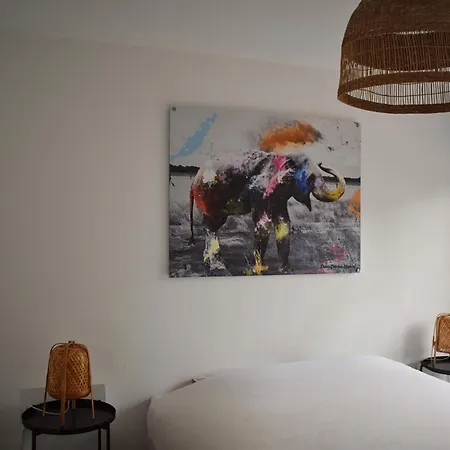 Casa de Férias Maison A La Campagne Avec Piscine Chauffee Proche Deauville Saint-Étienne-la-Thillaye