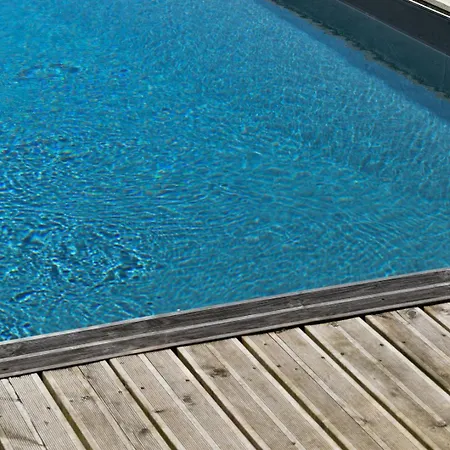 別荘 Maison A La Campagne Avec Piscine Chauffee Proche Deauville *