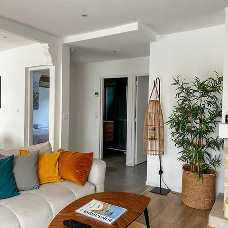 別荘 Maison A La Campagne Avec Piscine Chauffee Proche Deauville *