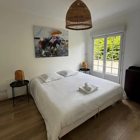 別荘 Maison A La Campagne Avec Piscine Chauffee Proche Deauville