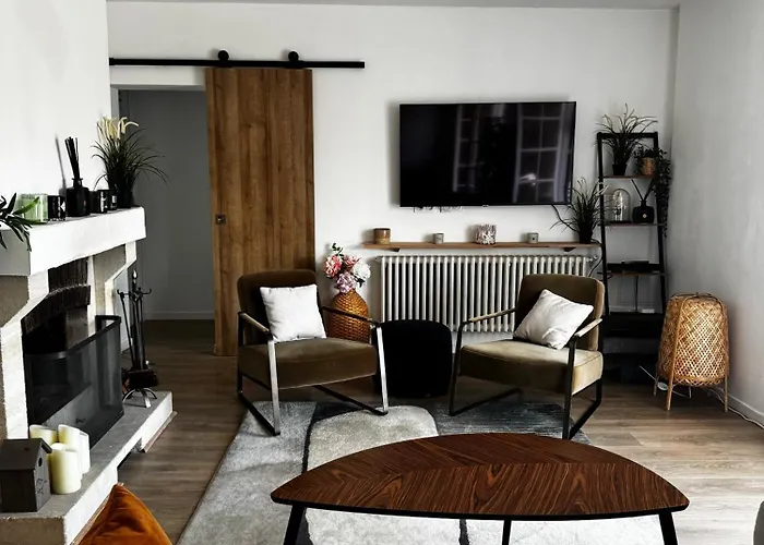 Maison à La Campagne Avec Piscine Chauffée Proche Deauville Casa de Férias Saint-Étienne-la-Thillaye