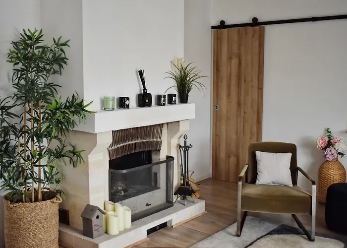 Holiday home Maison A La Campagne Avec Piscine Chauffee Proche Deauville *