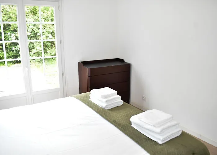 Maison A La Campagne Avec Piscine Chauffee Proche Deauville Holiday home Saint-Etienne-la-Thillaye